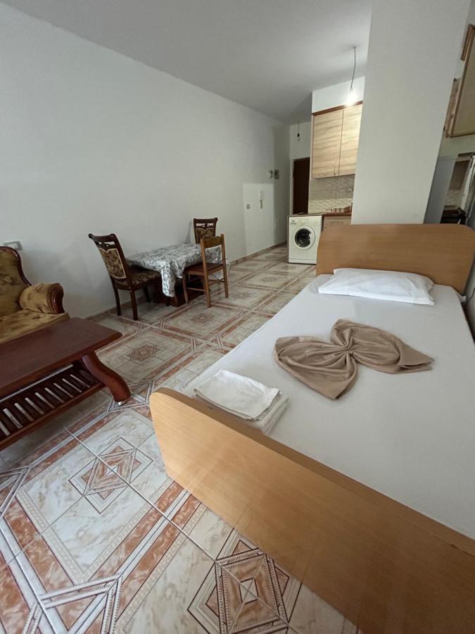 A&X Cozy And Tranquil Apartment - 24H Self Check-In تيرانا المظهر الخارجي الصورة