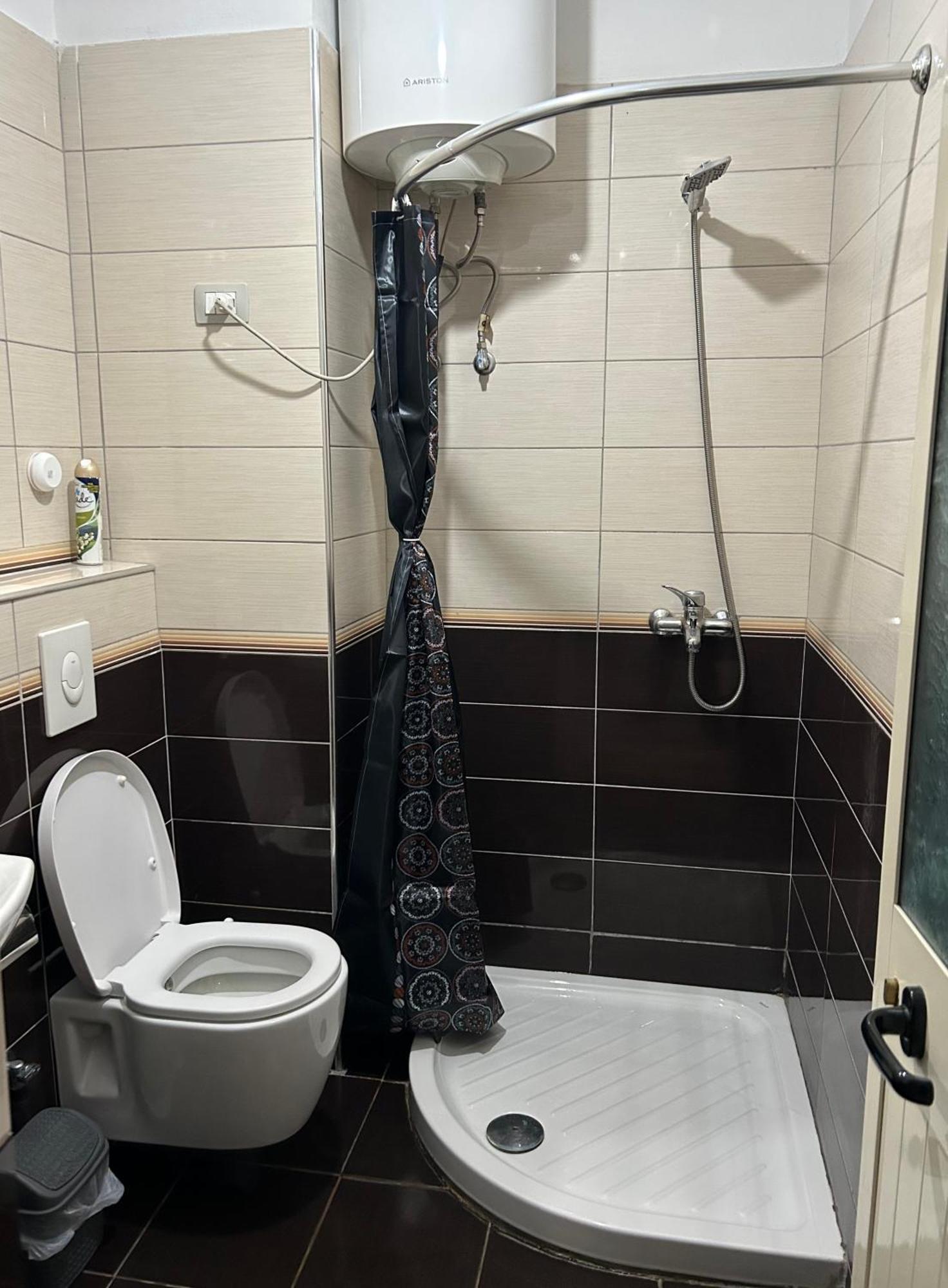 A&X Cozy And Tranquil Apartment - 24H Self Check-In تيرانا المظهر الخارجي الصورة