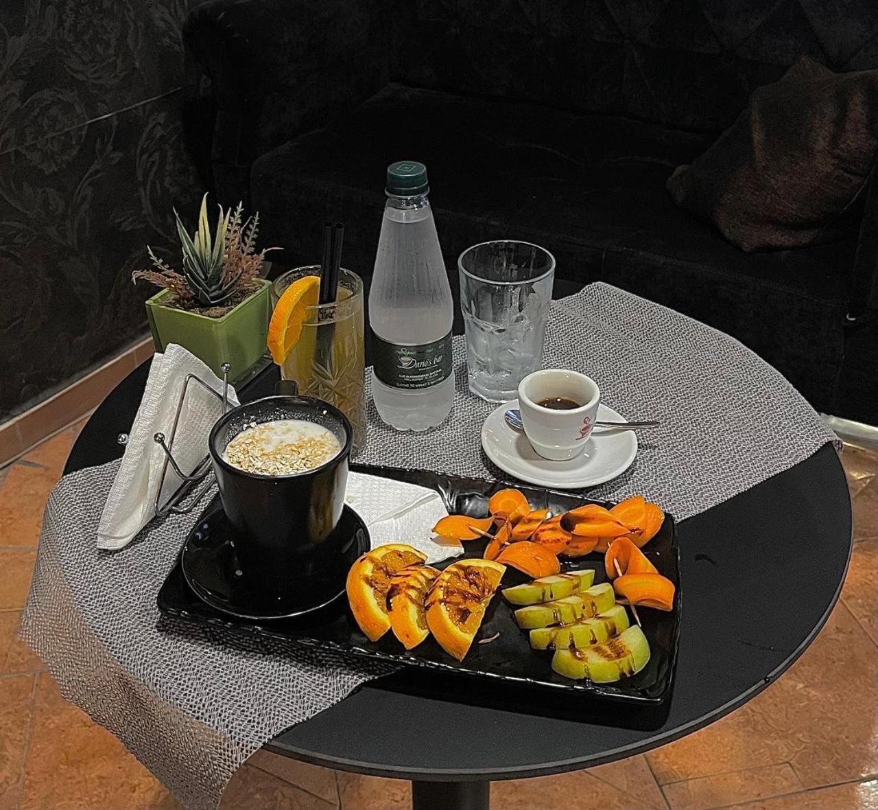 A&X Cozy And Tranquil Apartment - 24H Self Check-In تيرانا المظهر الخارجي الصورة